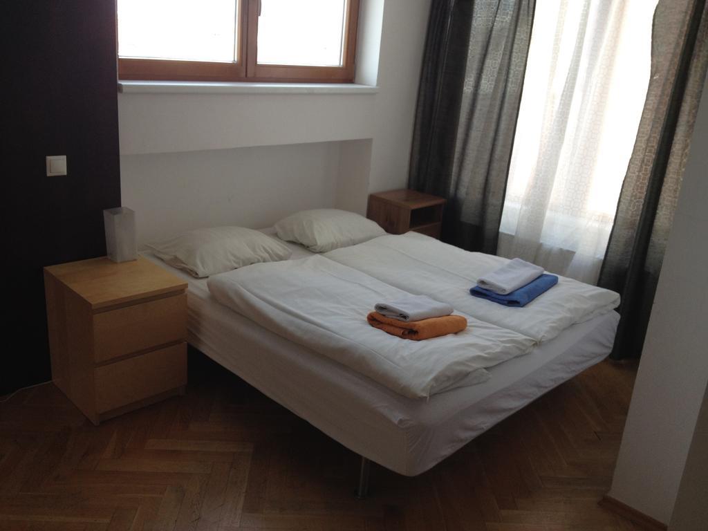 Penthouse Apartment In Vinohrady Prague Room photo